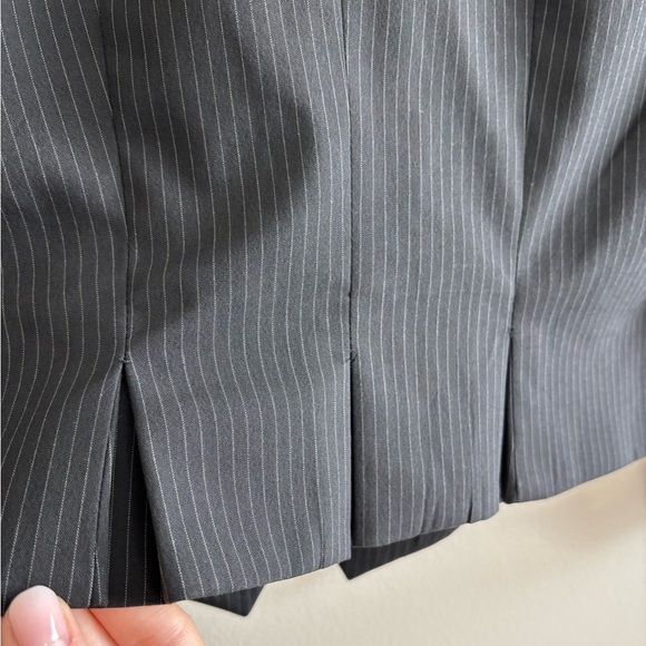 Bebe Vintage Blazer Black Pinstripe size 8 Cropped - Picture 6 of 15